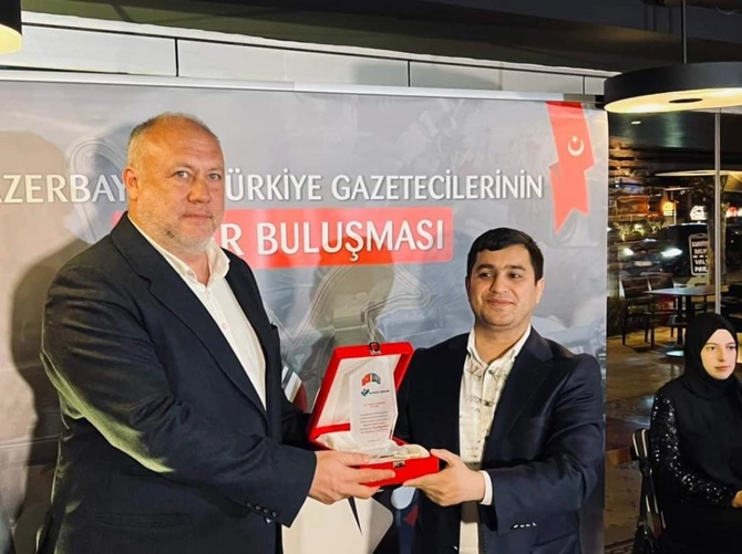 İstanbulda Azərbaycan-Türkiyə Jurnalistlərinin “Zəfər Görüşü” keçirilib — FOTOLAR İstanbulda Azərbaycan-Türkiyə Jurnalistlərinin “Zəfər Görüşü” keçirilib — FOTOLAR