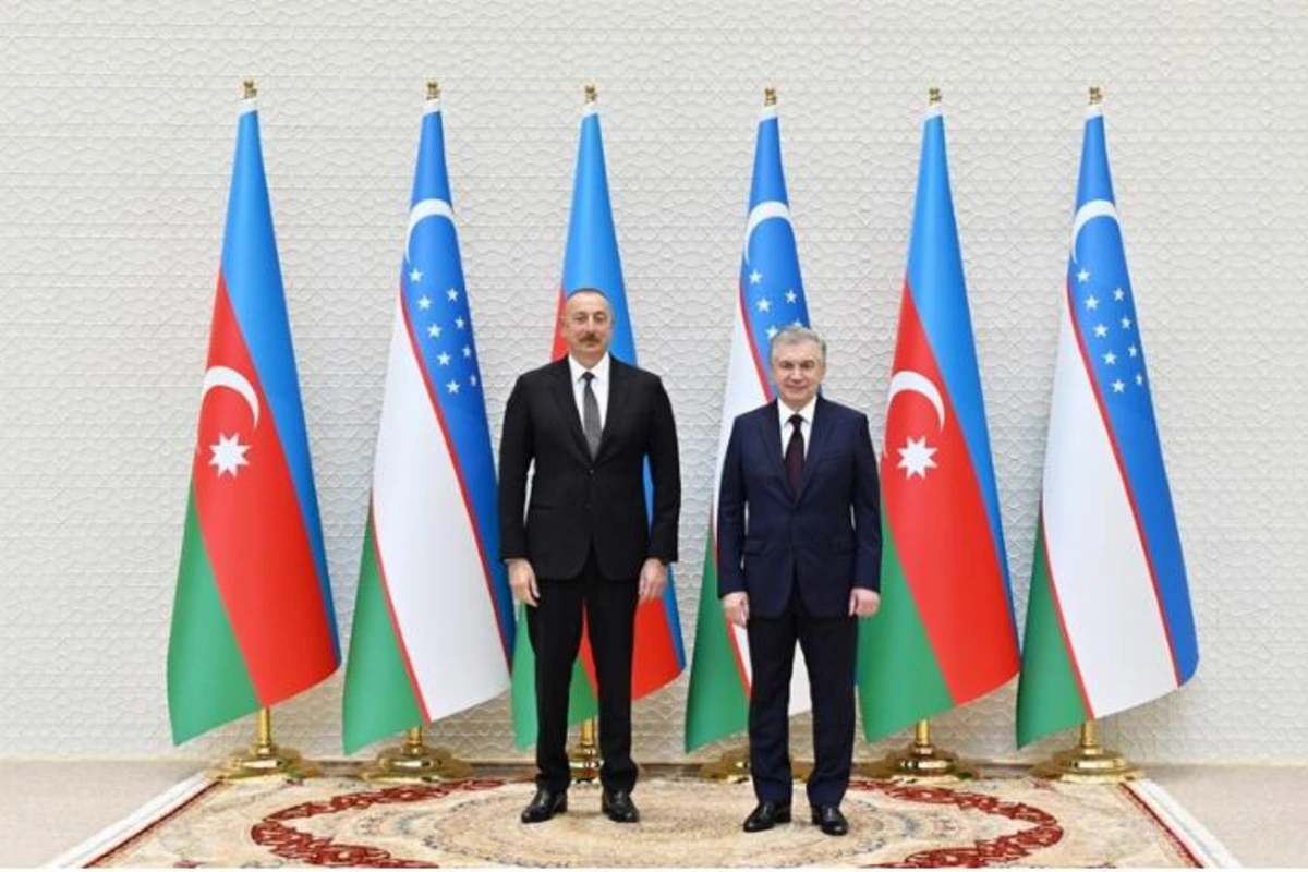 Səmərqənddə Azərbaycan və Özbəkistan prezidentləri arasında görüş keçirilib — YENİLƏNİB