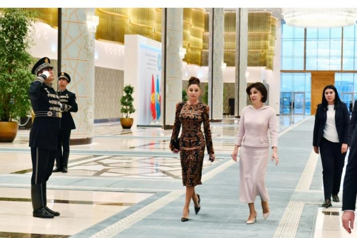 Mehriban Əliyeva Ziroatxon Mirziyoyeva ilə görüşüb
