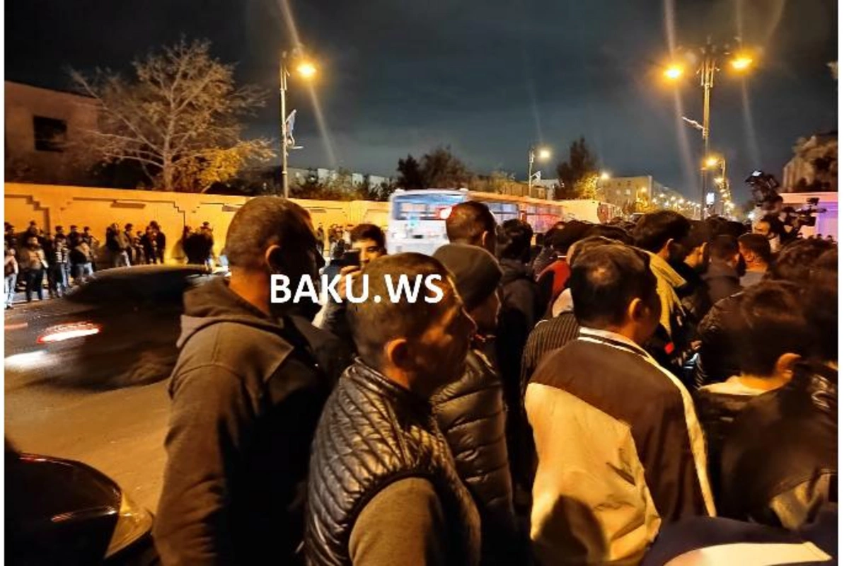 Rəşad Dağlıya görə prokurorluq qarşısında İZDİHAM — YENİLƏNİB (VİDEO)