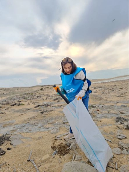 Leyla Əliyevanın iştirakı ilə təmizlik aksiyası keçirilib — FOTO Leyla Əliyevanın iştirakı ilə təmizlik aksiyası keçirilib — FOTO
