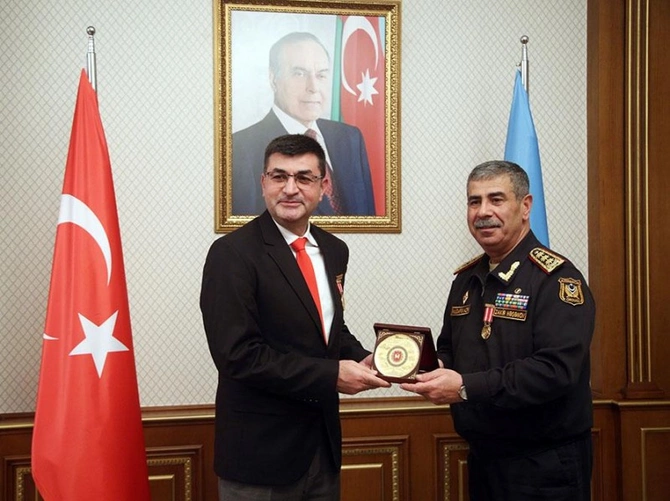 Zakir Həsənov Türkiyənin hərbiyönümlü QHT rəhbərləri ilə görüşdü — FOTOLAR