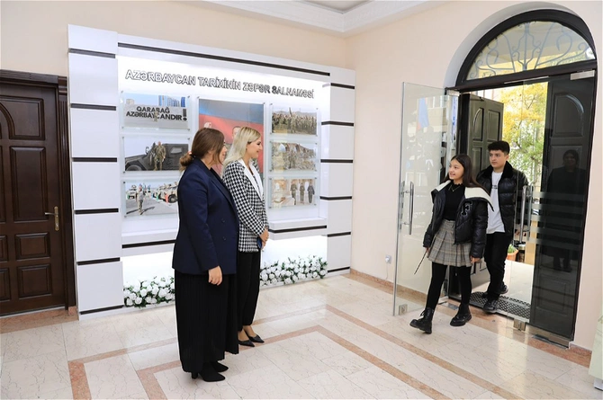 “Ümumdünya Uşaq Hüquqları günü”nə həsr olunmuş tədbir keçirilib — FOTOLAR “Ümumdünya Uşaq Hüquqları günü”nə həsr olunmuş tədbir keçirilib — FOTOLAR