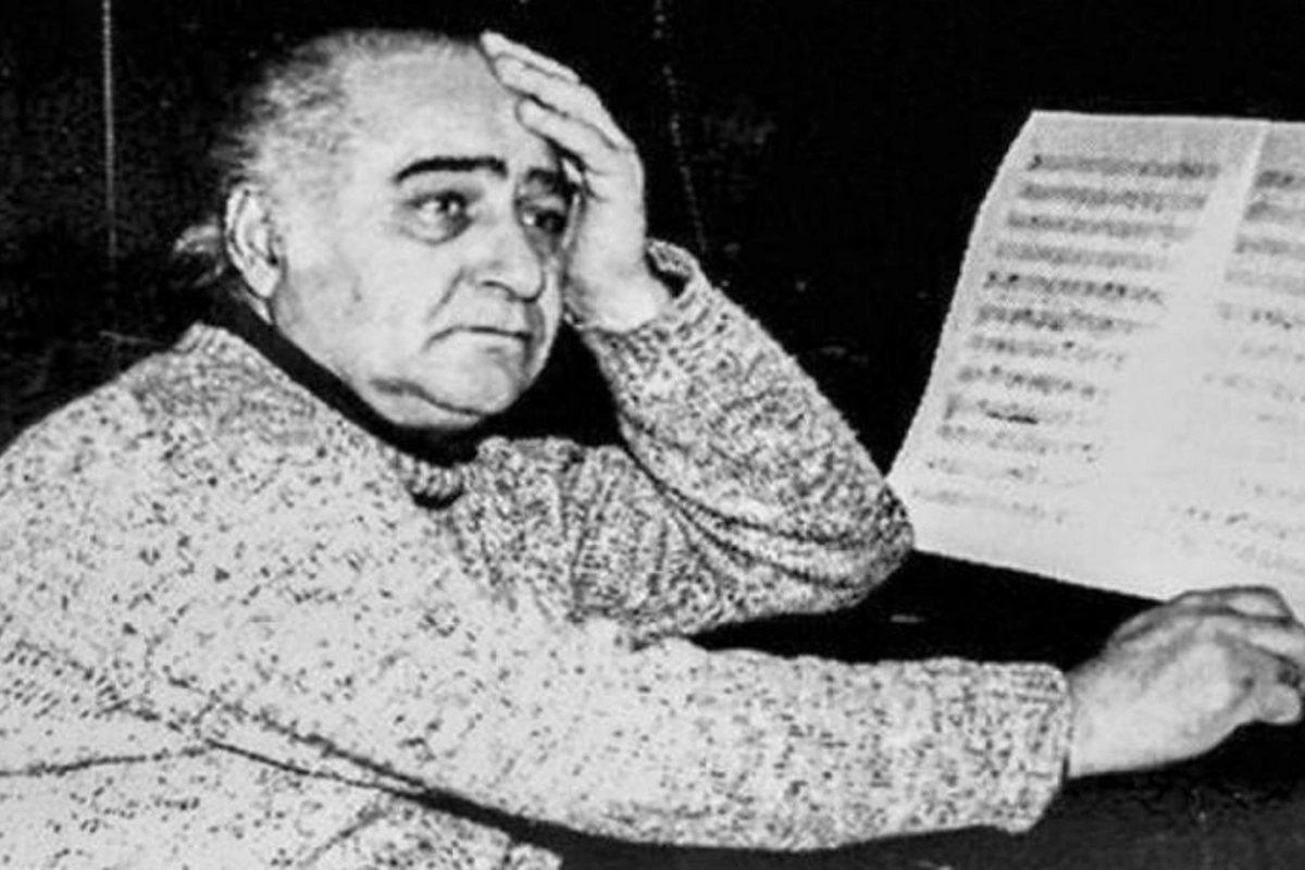 Agentlik: Ermənilər Cahangir Cahangirovun “Zərif gülüşlüm” musiqi əsərini mənimsəyib
