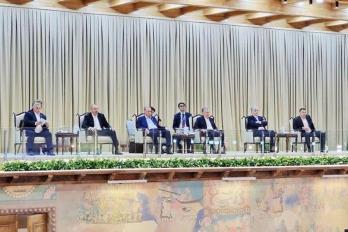 Səmərqənddə TDT-nin Zirvə Görüşü çərçivəsində liderlərin şərəfinə rəsmi qəbul təşkil olunub