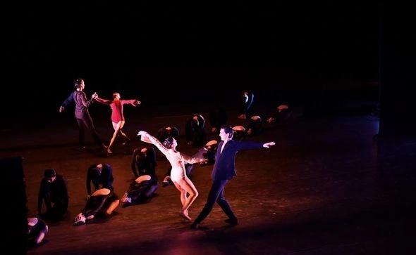 Mehriban Əliyeva Səmərqənddə “Lazgi” adlı baletə baxıb — FOTOLAR