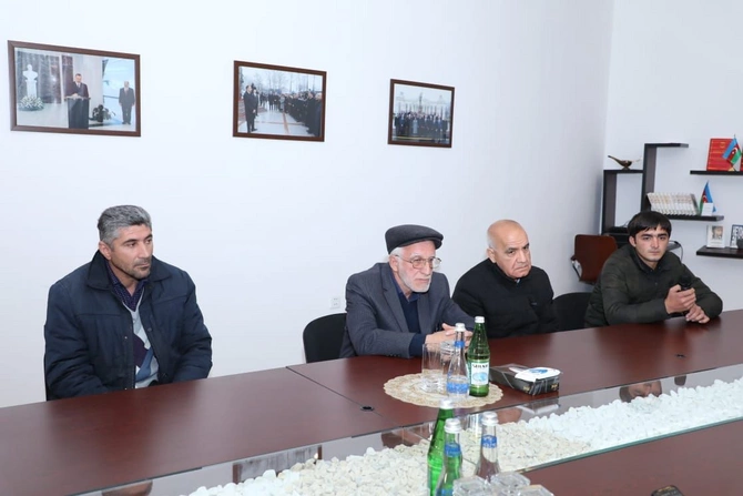 SOCAR Azəriqaz İB-nin baş direktorunun müavini Göyçayda vətəndaşları qəbul edib — FOTOLAR