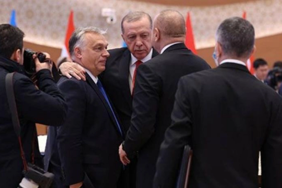 Liderlərin Səmərqənddəki görüşündən maraqlı FOTOLAR