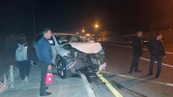 İcra başçısı qəzaya düşdü — FOTOLAR