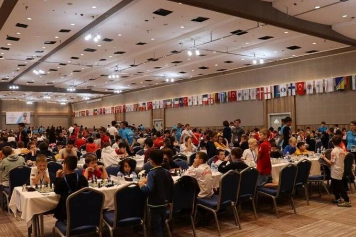 Avropa çempionatı: Azərbaycan şahmatçıları liderlər qrupunda yer aldı
