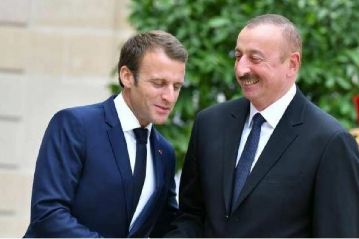 Makron İlham Əliyevə zəng etməyə niyə məcbur olub?