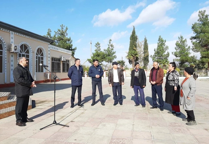 Həftənin ilk “Açıq mikrofon” aksiyası Hacıqabulda keçirildi — FOTO Həftənin ilk “Açıq mikrofon” aksiyası Hacıqabulda keçirildi — FOTO