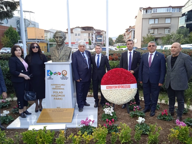 Türkiyədə general-mayor Polad Həşimov adına parkın açılışı və Anım Mərasimi keçirilib — FOTOLAR Türkiyədə general-mayor Polad Həşimov adına parkın açılışı və Anım Mərasimi keçirilib — FOTOLAR