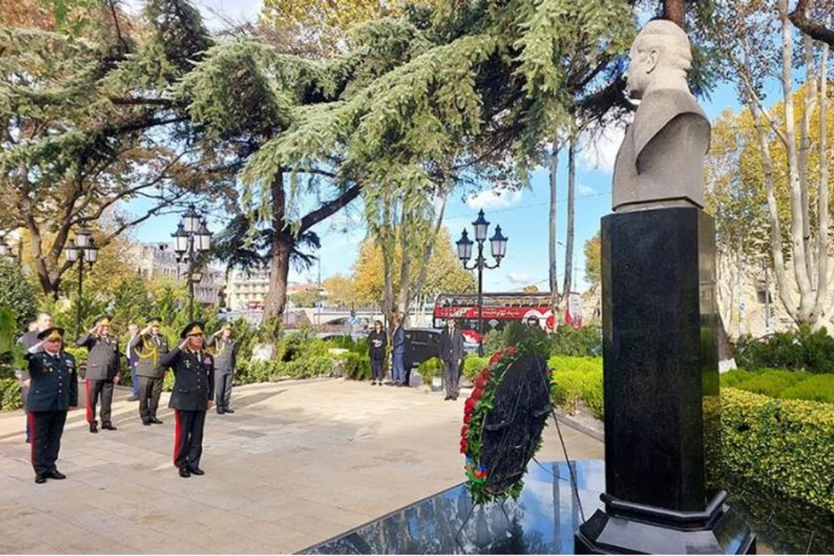 Zakir Həsənov Gürcüstana rəsmi səfərə gedib