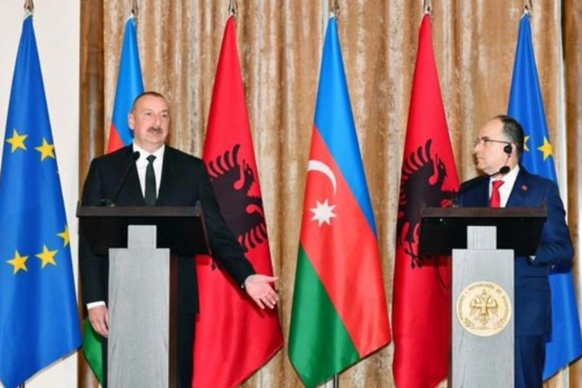 İlham Əliyev Albaniya liderini Ermənistanın ərazilərimizdə törətdiyi cinayətlərlə bağlı məlumatlandırıb