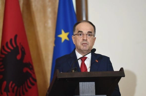 Azərbaycan və Albaniya prezidentləri mətbuata bəyanatlarla çıxış ediblər — FOTO Azərbaycan və Albaniya prezidentləri mətbuata bəyanatlarla çıxış ediblər — FOTO