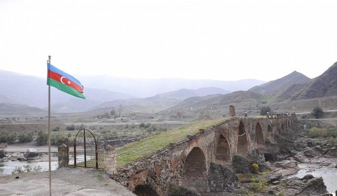 İranın ağına da lənət, qarasına da…