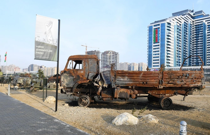 Fransanın ikiüzlülüyü, “ermənidən daha çox erməni” olmağa çalışan rəsmi Paris, Makronun nağılları — ŞƏRH Fransanın ikiüzlülüyü, “ermənidən daha çox erməni” olmağa çalışan rəsmi Paris, Makronun nağılları — ŞƏRH