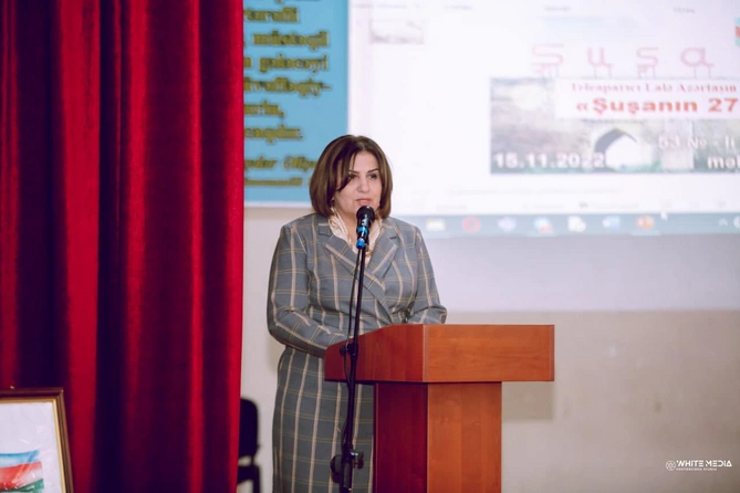 Şagirdlərə Şuşanın 270 anı filmi təqdim olundu — FOTOLAR