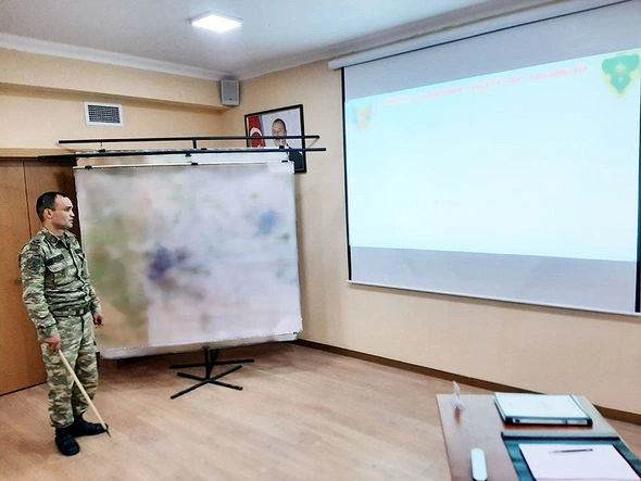 Azərbaycan Ordusunun hərbi hissələrinin komanda-qərargah təlimləri keçirilir — FOTO