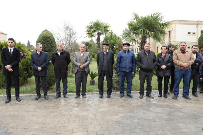 Saatlıda 3 kəndin sakinlərini Açıq mikrofona gətirən səbəb — FOTO Saatlıda 3 kəndin sakinlərini Açıq mikrofona gətirən səbəb — FOTO