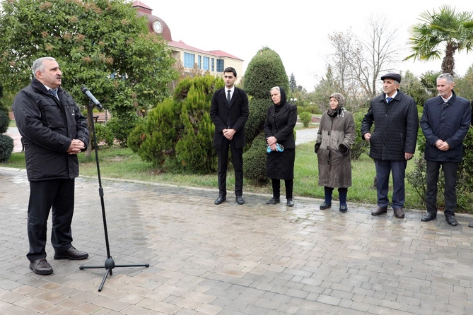 Saatlıda 3 kəndin sakinlərini Açıq mikrofona gətirən səbəb — FOTO Saatlıda 3 kəndin sakinlərini Açıq mikrofona gətirən səbəb — FOTO