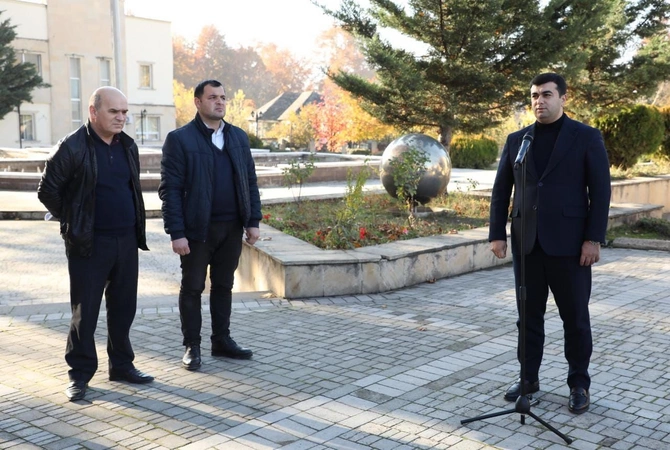 İsmayıllı rayonunda fəaliyyət göstərən sahibkarlar “Açıq mikrofon” aksiyasında iştirak etdilər — FOTOLAR İsmayıllı rayonunda fəaliyyət göstərən sahibkarlar “Açıq mikrofon” aksiyasında iştirak etdilər — FOTOLAR