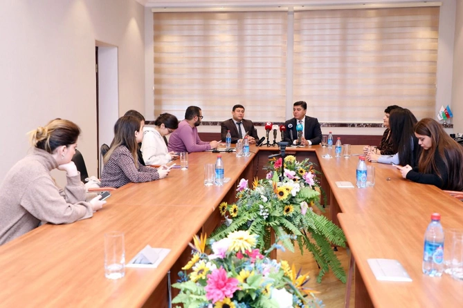 Media və QHT nümayəndələrinin iştirakı ilə “Açıq qapı” aksiyası keçirilib — FOTO Media və QHT nümayəndələrinin iştirakı ilə “Açıq qapı” aksiyası keçirilib — FOTO