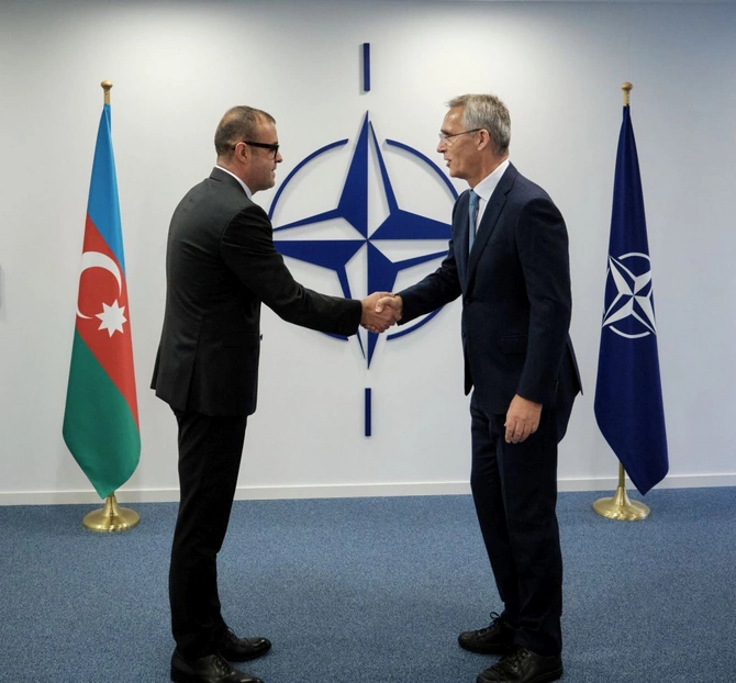 Stoltenberq Azərbaycanın NATO-dakı nümayəndəsinin etimadnaməsini qəbul etdi — FOTO Stoltenberq Azərbaycanın NATO-dakı nümayəndəsinin etimadnaməsini qəbul etdi — FOTO