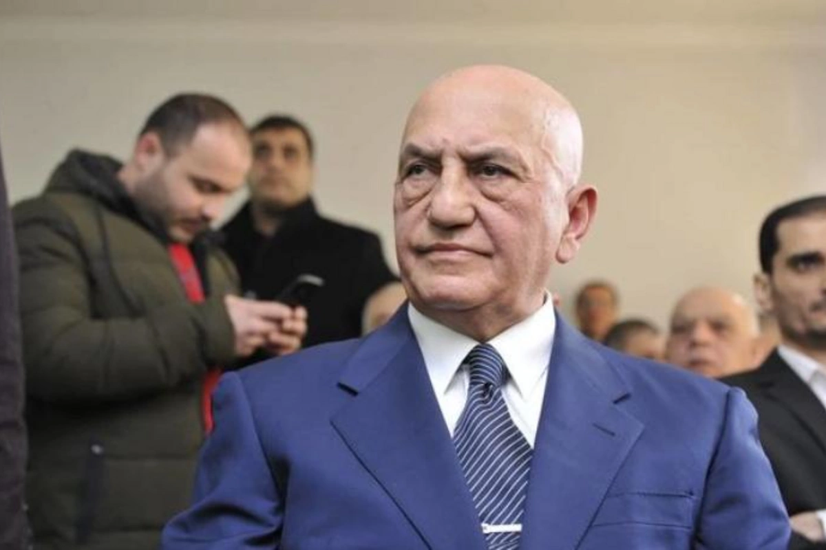 Əli İnsanov İlham Əliyevə məktub yazdı: “...bunu özümə borc bilirəm