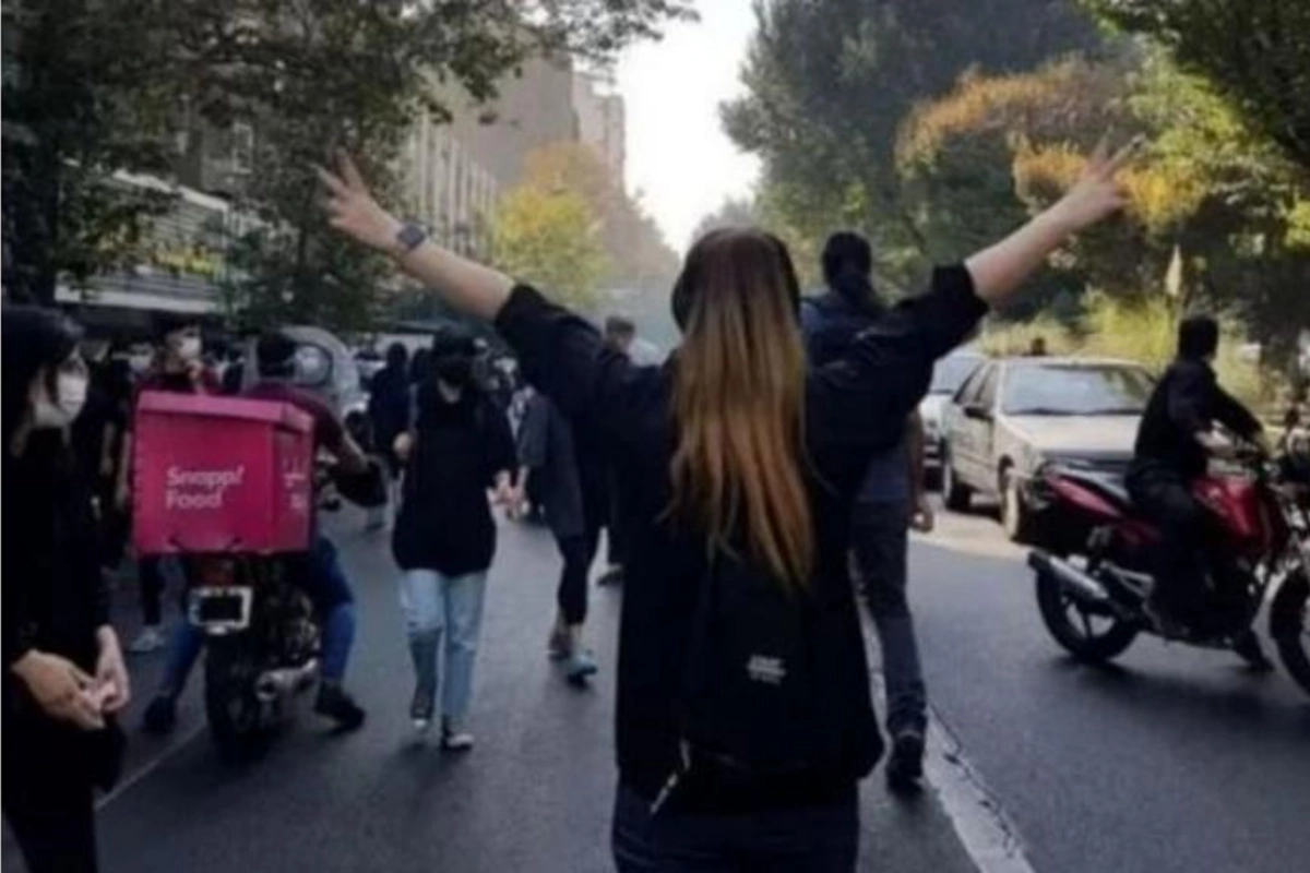 İranda öldürülən etirazçıların sayı 400-ü ötüb