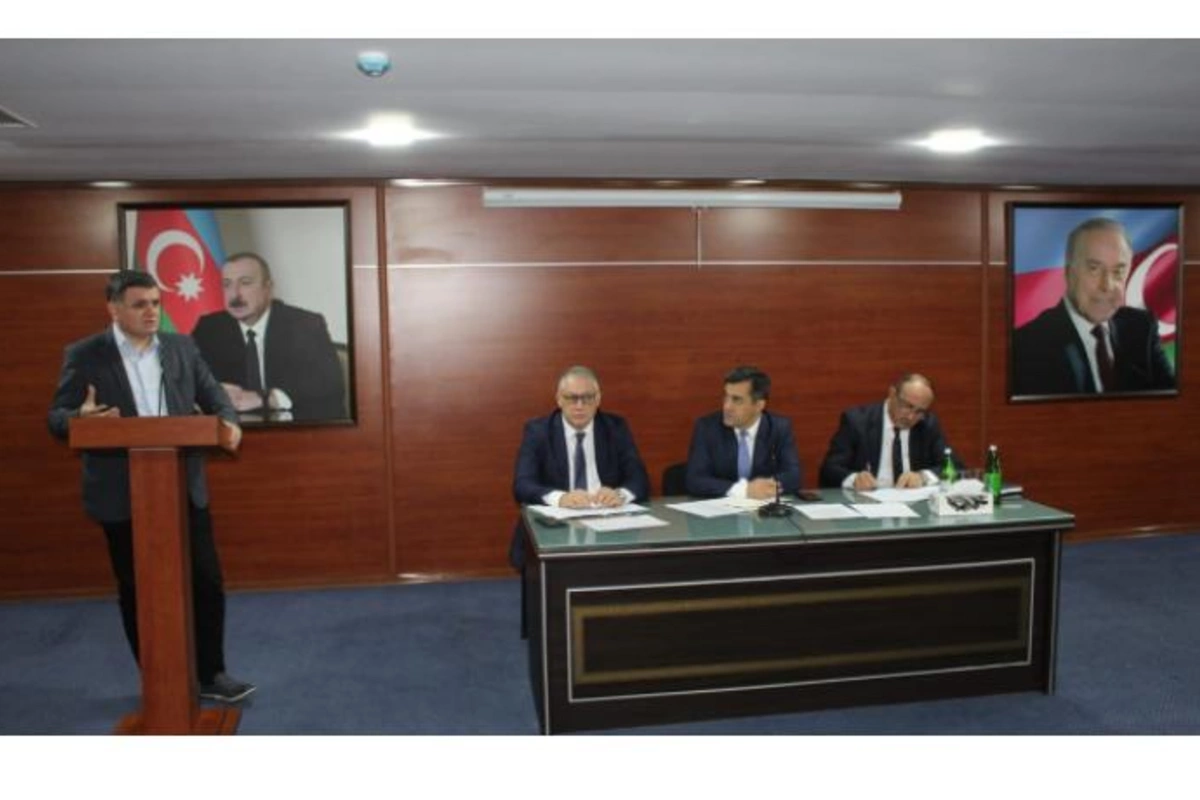 AYNA rəhbərliyi avtovağzalda daşıyıcı şirkətlərlə görüş keçirdi — problemlər dinlənildi — FOTOLAR