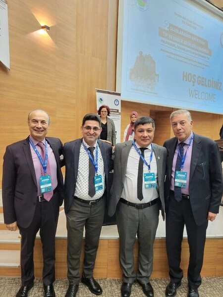 Azərbaycanlı həkim ölkəmizi Türkiyədə belə TƏMSİL ETDİ — FOTO Azərbaycanlı həkim ölkəmizi Türkiyədə belə TƏMSİL ETDİ — FOTO