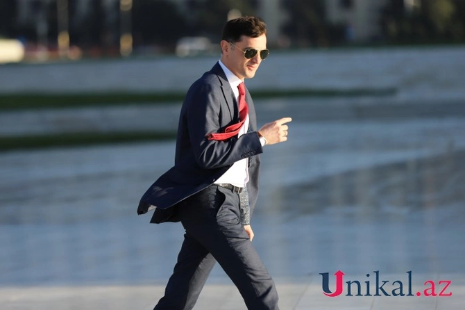 Müxalif partiya sədrləri YAP-ın 30 illik yubileyinə qatıldı — FOTOLAR