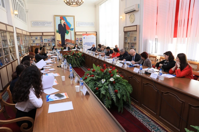 Gender yönümlü pedaqogika üzrə təhsil resurslarının tədris kurikulumlarına inteqrasiyası ilə bağlı yol xəritəsi hazırlanıb Gender yönümlü pedaqogika üzrə təhsil resurslarının tədris kurikulumlarına inteqrasiyası ilə bağlı yol xəritəsi hazırlanıb