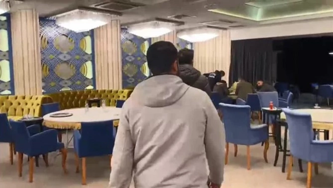 18 il əvvəl “Kurtlar vadisi“nin çəkildiyi QURMARXANAYA BASQIN EDİLDİ — FOTOLAR