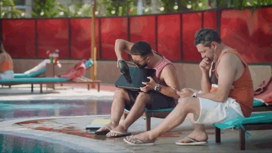 Əlavə heç bir şey: Galaxy Z Fold4 həyatımızı necə asanlaşdırır (və rəngarəng edir)?