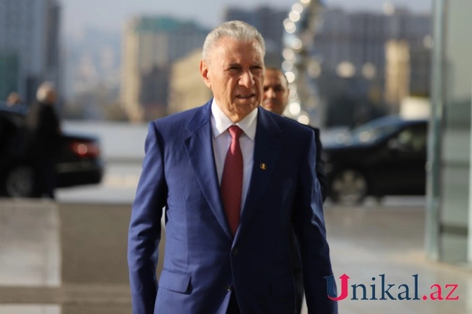 YAP-ın 30 illik yubiley tədbiri başladı — FOTOLAR