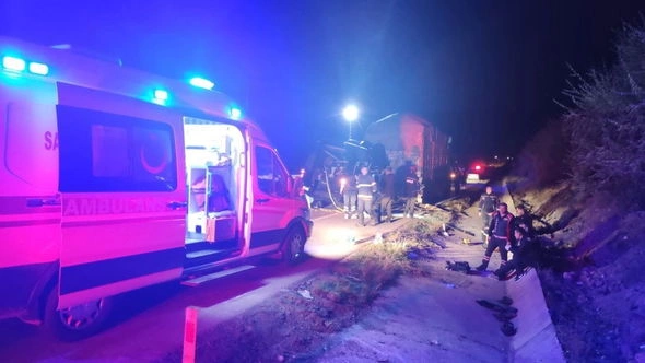 Məşhur türk aktyorlarının ölümcül qəzadan əvvəlki görüntüləri: Bu son günümüz... — VİDEO Məşhur türk aktyorlarının ölümcül qəzadan əvvəlki görüntüləri: Bu son günümüz... — VİDEO