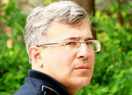 Şeirləri İrəvanda çap olunan şairlər danışdı: Erməni redaktora özüm göndərmişəm (FOTO) Şeirləri İrəvanda çap olunan şairlər danışdı: Erməni redaktora özüm göndərmişəm (FOTO)