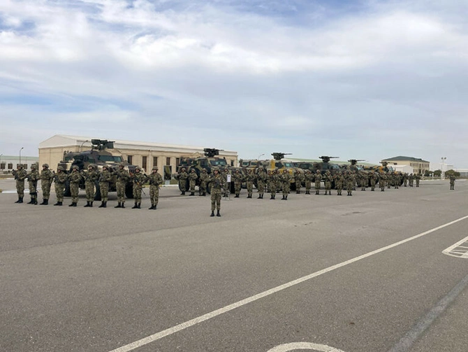 NATO-nun Avropadakı Baş Qərargahının nümayəndələri hərbi hissədə olublar — FOTO NATO-nun Avropadakı Baş Qərargahının nümayəndələri hərbi hissədə olublar — FOTO