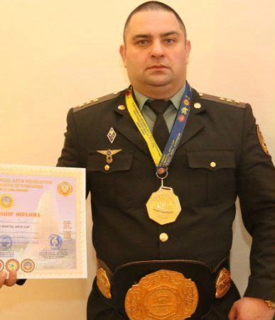 İntim görüntüləri yayılan ədliyyə mayoru işdən çıxarıldı — FOTO İntim görüntüləri yayılan ədliyyə mayoru işdən çıxarıldı — FOTO