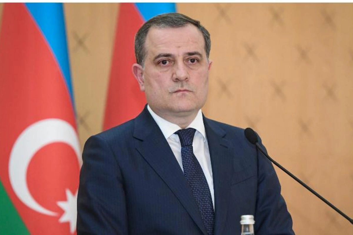 Ceyhun Bayramov Sergey Lavrovla müzakirələr üçün Rusiyaya getdi