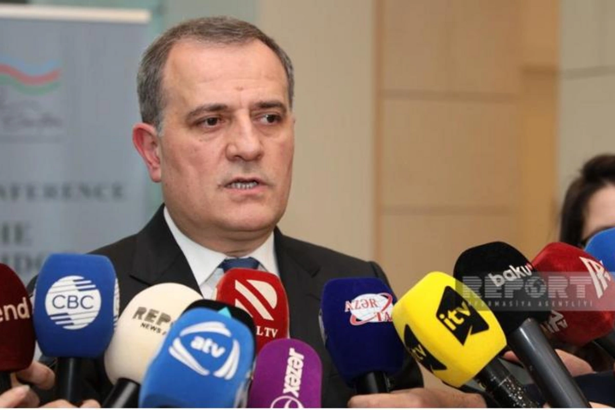 Ceyhun Bayramov Laçın dəhlizi ilə bağlı Ermənistana xəbərdarlıq edib