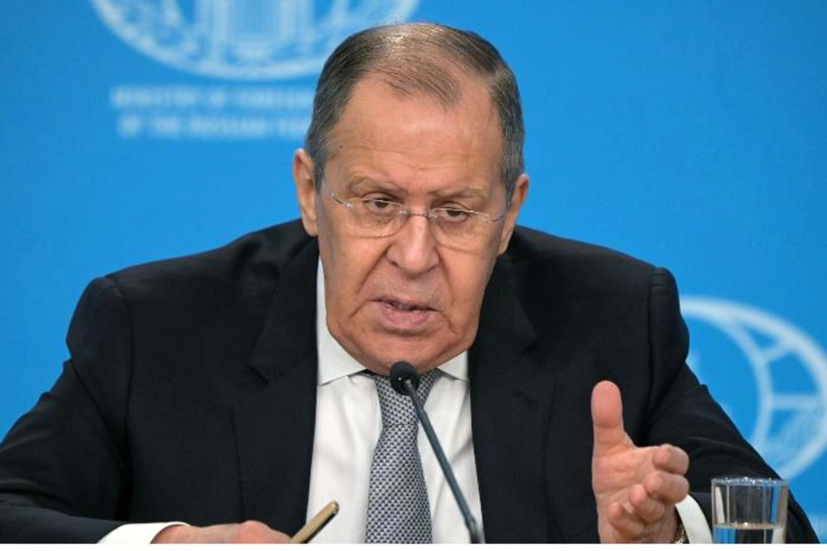Lavrov İrəvanda fotoqrafla DALAŞDI — FOTO