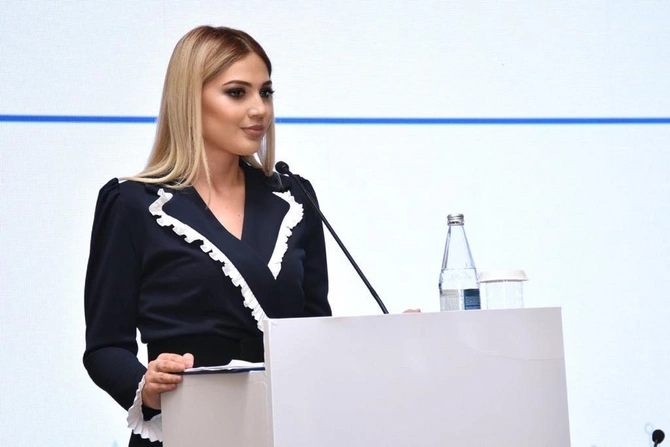 “E-Köşk” qəzet və jurnalların rəqəmsal yayım platformasının təqdimat mərasimi keçirilib — FOTOLAR “E-Köşk” qəzet və jurnalların rəqəmsal yayım platformasının təqdimat mərasimi keçirilib — FOTOLAR