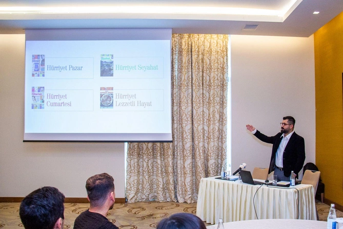 Türkiyəli jurnalist çap mediası subyektlərinin nümayəndələri üçün təlim keçib — FOTOLAR Türkiyəli jurnalist çap mediası subyektlərinin nümayəndələri üçün təlim keçib — FOTOLAR