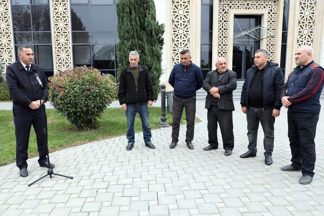 Səyyar qəbul otağı növbəti dəfə Biləsuvar sakinlərinin müraciətləri üçün quruldu — FOTO