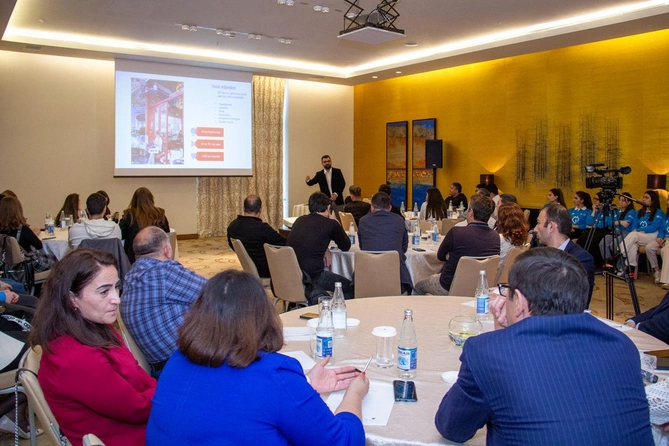 Türkiyəli jurnalist çap mediası subyektlərinin nümayəndələri üçün təlim keçib — FOTOLAR Türkiyəli jurnalist çap mediası subyektlərinin nümayəndələri üçün təlim keçib — FOTOLAR