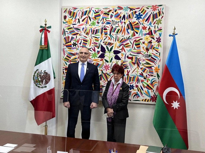 Mehriban Əliyevanın köməkçisi Meksikada səfərdədir — FOTO Mehriban Əliyevanın köməkçisi Meksikada səfərdədir — FOTO